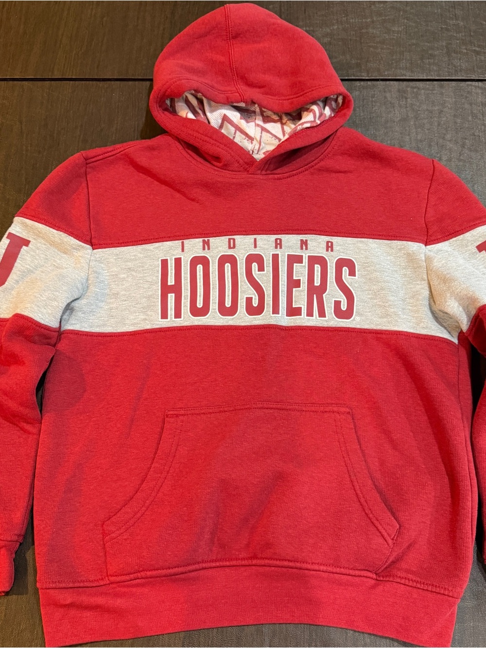 Gen2 Indiana Hoosiers Red Hooded Sweatshirt Youth L (14-16)